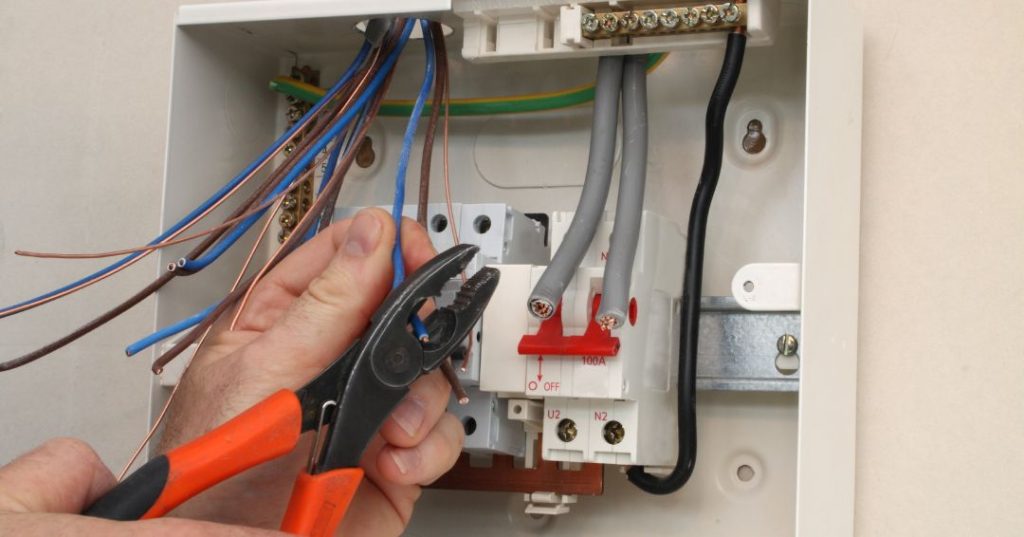 Circuitos e fiações elétricas em Vitória da Conquista